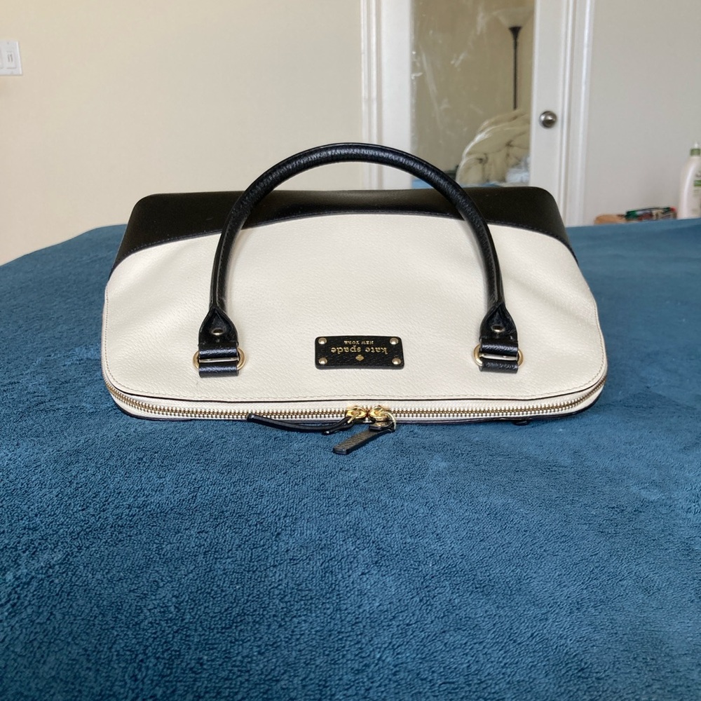 Kate Spade Two-Tone Black and Cream Berkeley Lane Rachelle large domed satchel - Picture 6 of 14